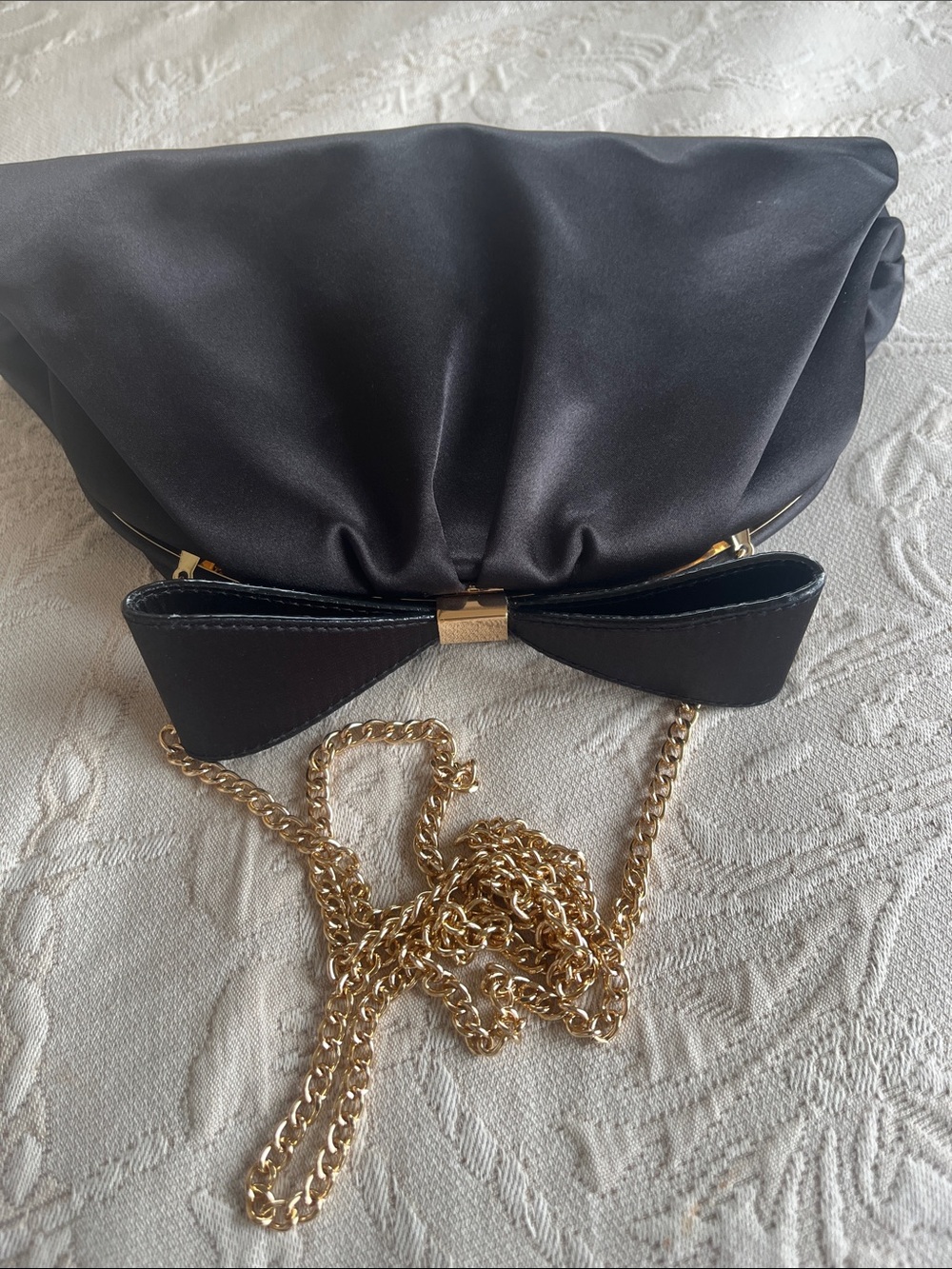 Isaac Mizrahi Black Sateen Bow Trimmed Clutch Crossbody Bag Prom Date Night